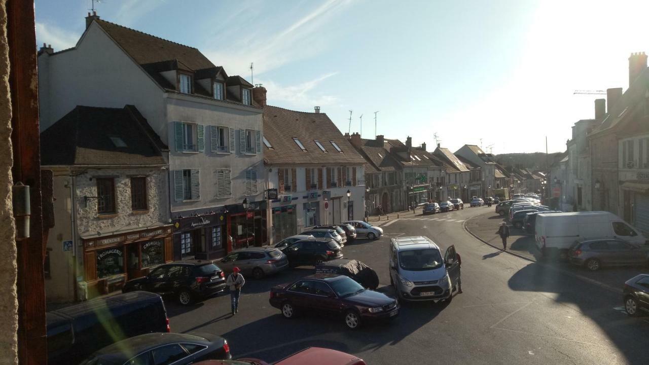 Appartement Cosy Et Chaleureux Saint-Arnoult-en-Yvelines Exteriör bild