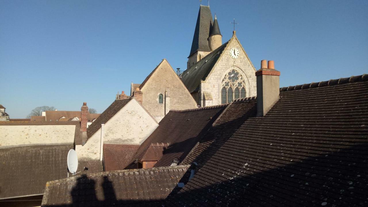 Appartement Cosy Et Chaleureux Saint-Arnoult-en-Yvelines Exteriör bild